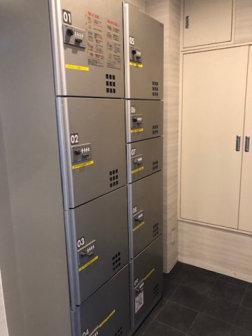 呉市本通２丁目の賃貸マンションのロビー