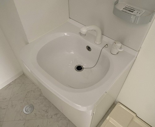 呉市本通２丁目の賃貸マンションの洗面所