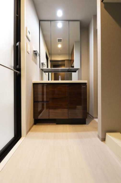 レジデンス桜新町ガーデン　ペット相談　フリーレント　礼金０の洗面所