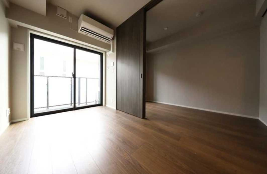 レジデンス桜新町ガーデン　ペット相談　フリーレント　礼金０の居間・リビング