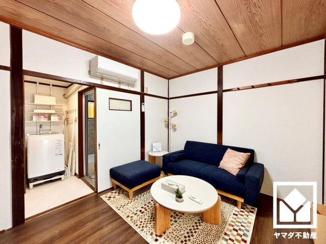 伏見区竹田中島町の居間・リビング