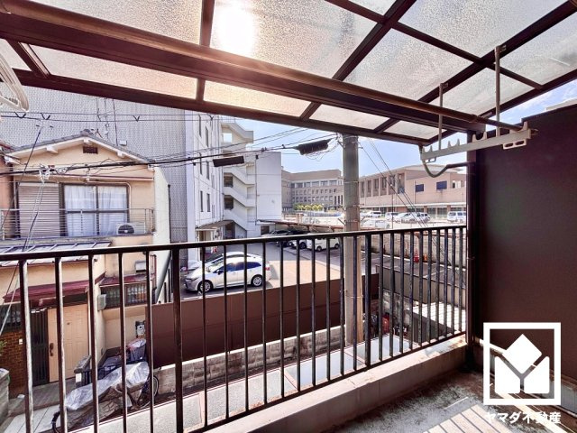 伏見区竹田中島町のバルコニー
