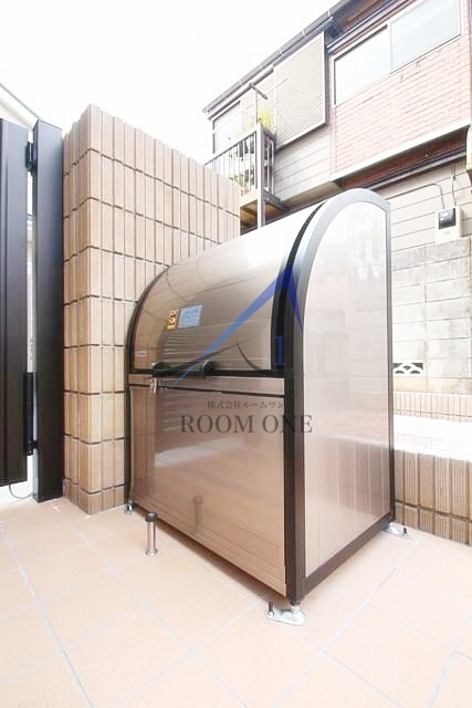 ルミウス東山のその他共用部分|敷地内ごみ置き場です。