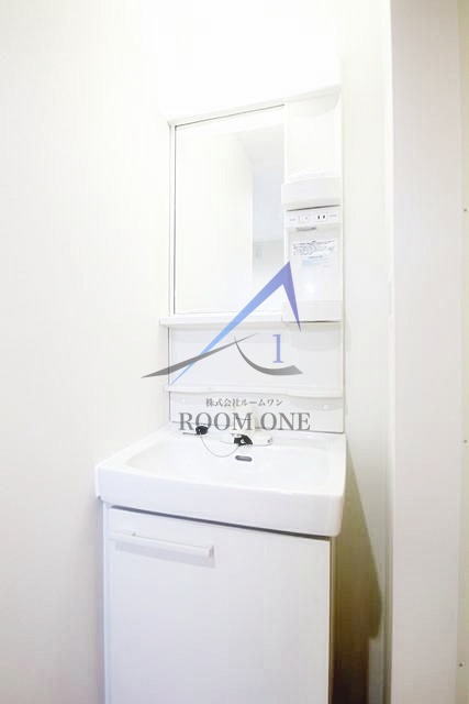 ルミウス東山の洗面所|洗面台です。