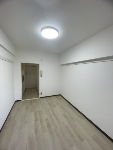 ダイヤアクティ三軒茶屋の居間・リビング