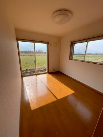 久留米市田主丸町秋成の一戸建ての洋室