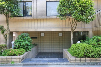 【エントランス】 | パラシオン椎名町