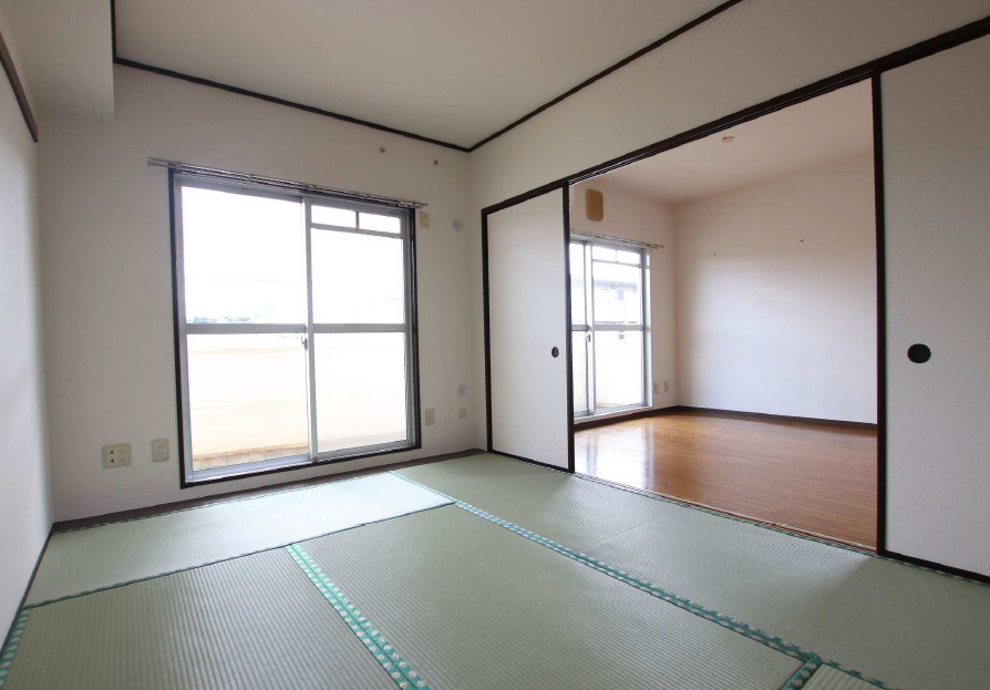 コーポレート東所沢第二の和室