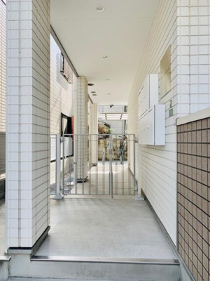 【エントランス】 | ミニョン若林