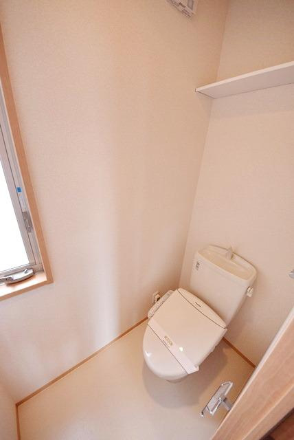 カレッツァⅡ番館のトイレ