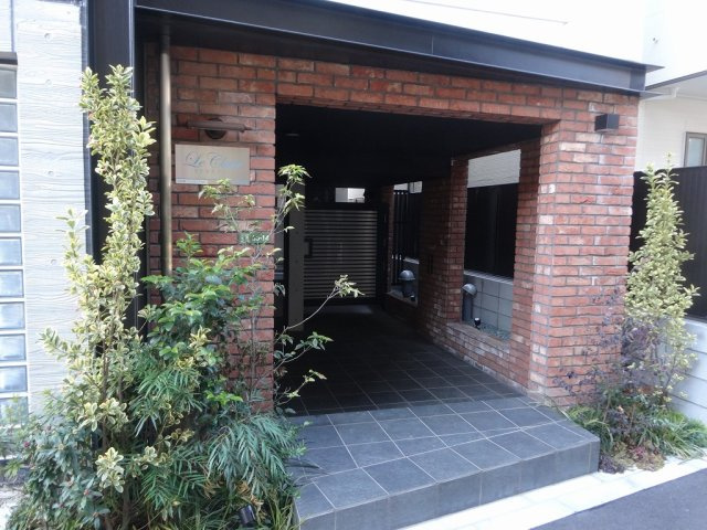 ルクレ千石のエントランス