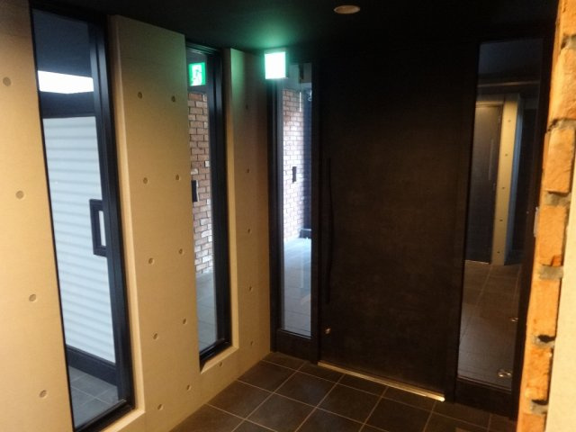 ルクレ千石のエントランス