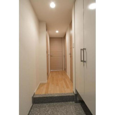 【玄関】 | パークキューブ愛宕山タワー | ※写真は同タイプ住戸です。