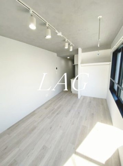 【居間・リビング】 | ＭＡＸＩＶ　ＣＲＯＳ　門前仲町 | 洋室のお部屋です。