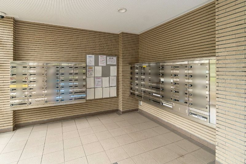 南永田団地1-3号棟のエントランス