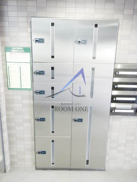 ソレーユ板橋のその他共用部分|宅配ボックスです。