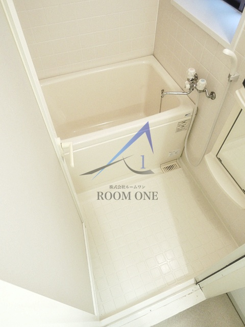 ソレーユ板橋の浴室|お風呂です。