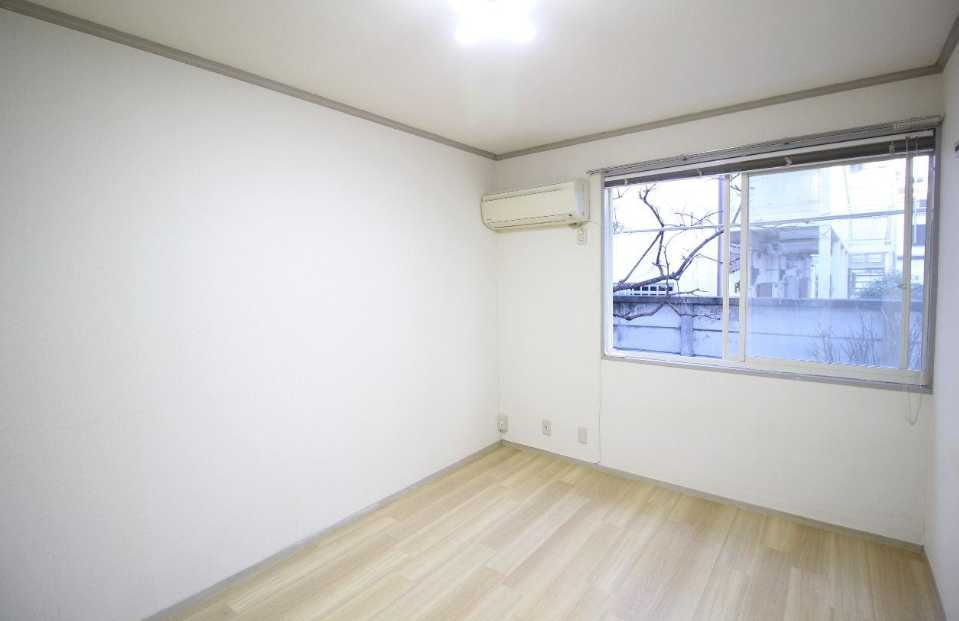 スカイハイツ　室内洗濯機置場　バストイレあり　学生さんオススメの内装