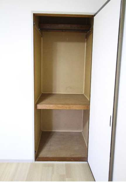 スカイハイツ　室内洗濯機置場　バストイレあり　学生さんオススメの収納