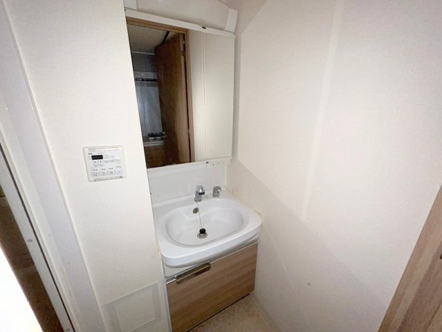 プレサンス新大阪クロステージの洗面所