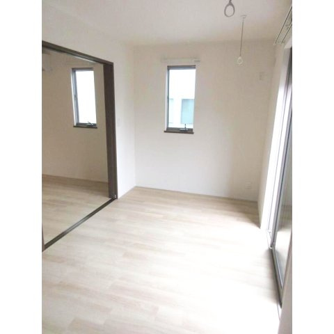 ユアメゾン睦町の居間・リビング