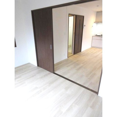 ユアメゾン睦町の居間・リビング