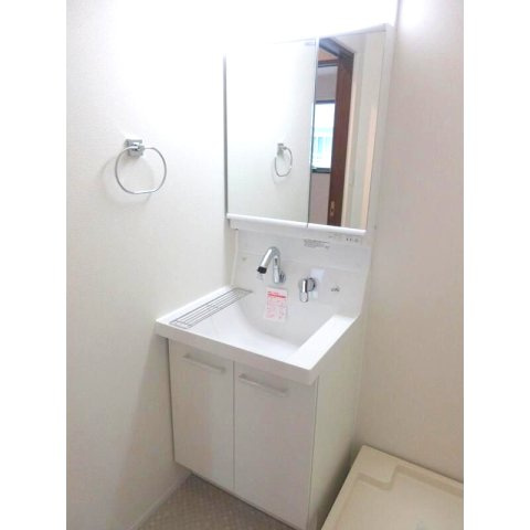 ユアメゾン睦町の洗面所