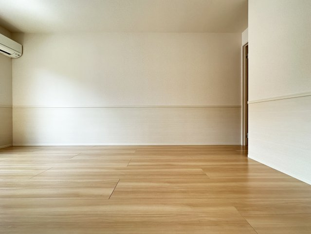 ウィルハイツ福井の居間・リビング