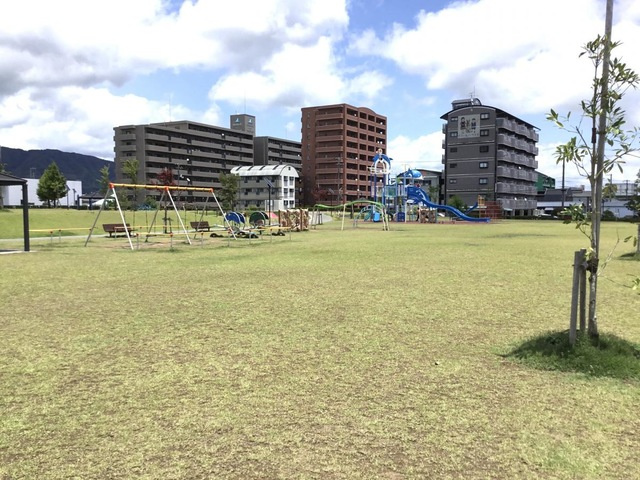 フォブール土佐の周辺|弥右衛門公園 0.1km