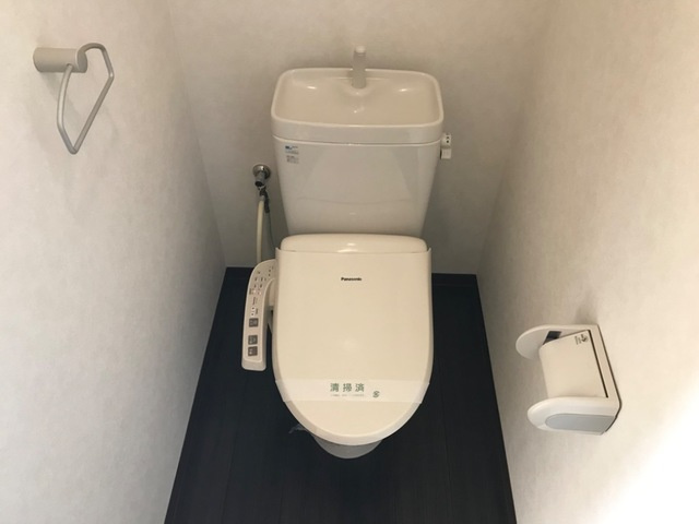 フォブール土佐のトイレ|シャワー付トイレ