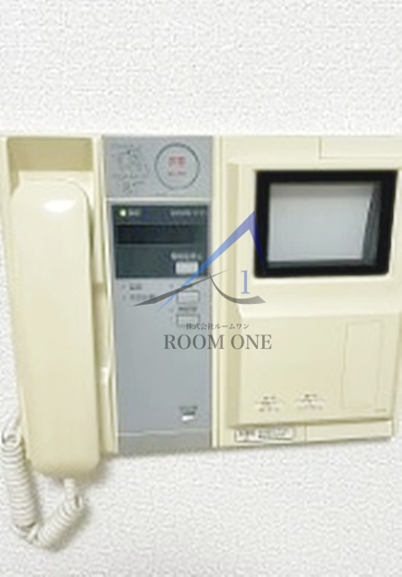 フェニックス大塚駅前弐番館のセキュリティ|モニター付きインターホンです。