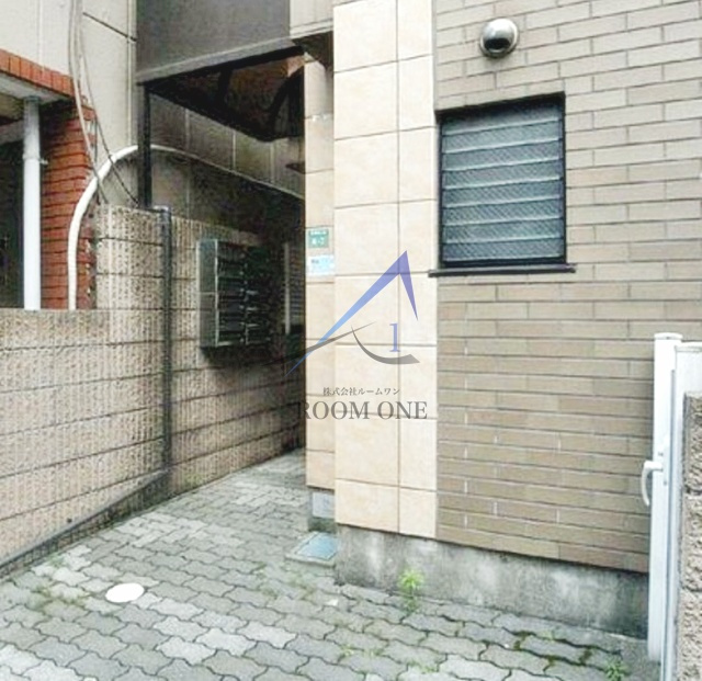 イーストフローラ東長崎のエントランス|エントランスです。