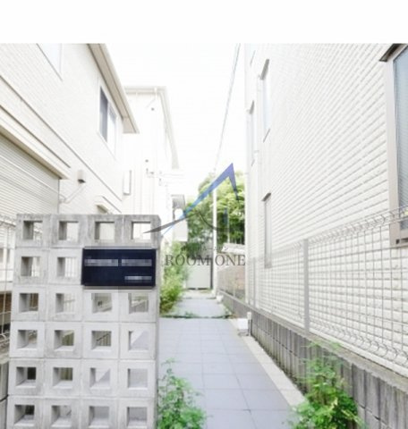 ＤＩＭＯＲＡ　ＹＯＹＯＧＩのエントランス|エントランスです。