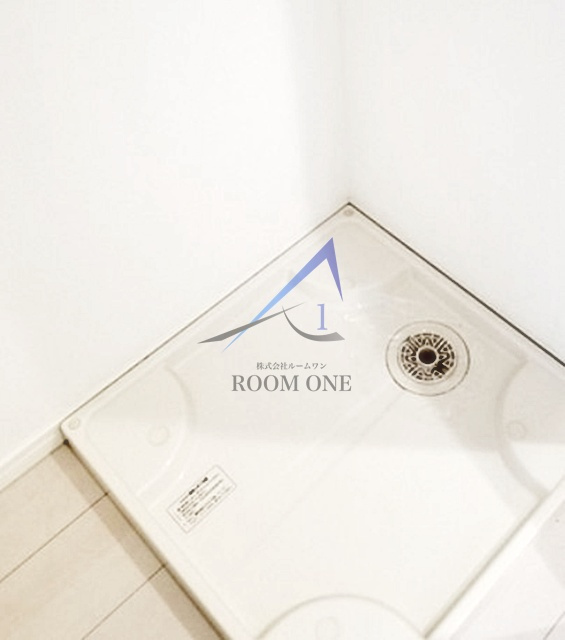 ル・メゾン中野新橋の設備|洗濯機置き場です。