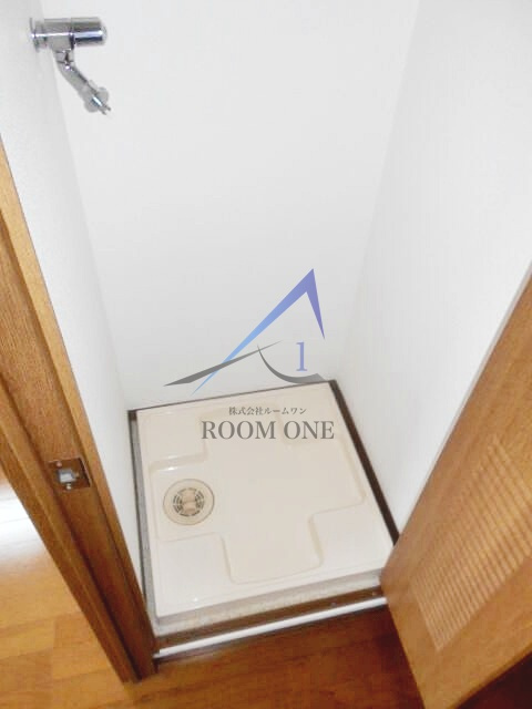 パークウェルツインズ西新宿ノースピアの設備|洗濯機置き場です。