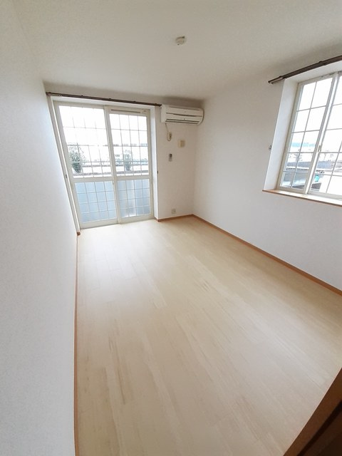 リバージュハイツ　Ⅱの居間・リビング|居室・リビング