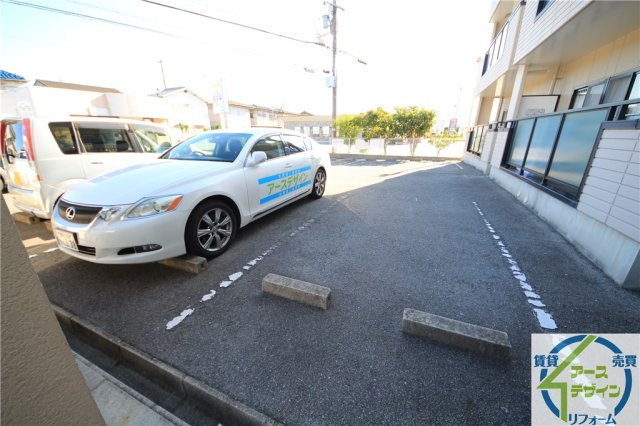 アメニティ長砂の駐車場