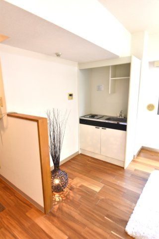 ライオンズマンション水戸三の丸のキッチン|キッチンも機能性に優れます。収納充実のコンロです。