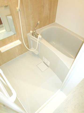 アルドゥール上永谷壱番館の浴室