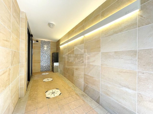 エルファーロ小竹向原のエントランス