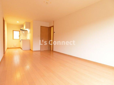 【居間・リビング】 | ロマネＣ棟 | １３．５帖のＬＤＫです。