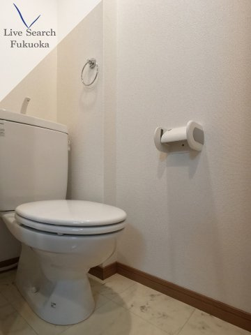 コンフォートベネフィス唐人町のトイレ