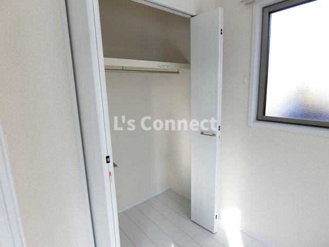 【収納】 | Ｍａｉｓｏｎ　Ｒｕｉｎａｒｔ | クローゼットでお荷物もすっきり収納。