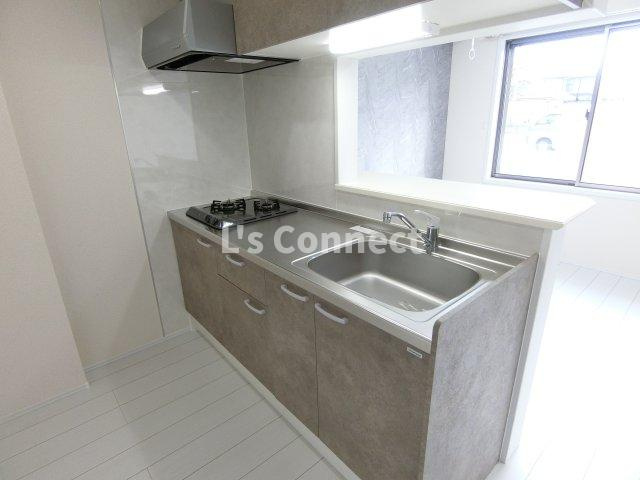 【キッチン】 | Ｍａｉｓｏｎ　Ｒｕｉｎａｒｔ | ２口ガスコンロのシステムキッチン。