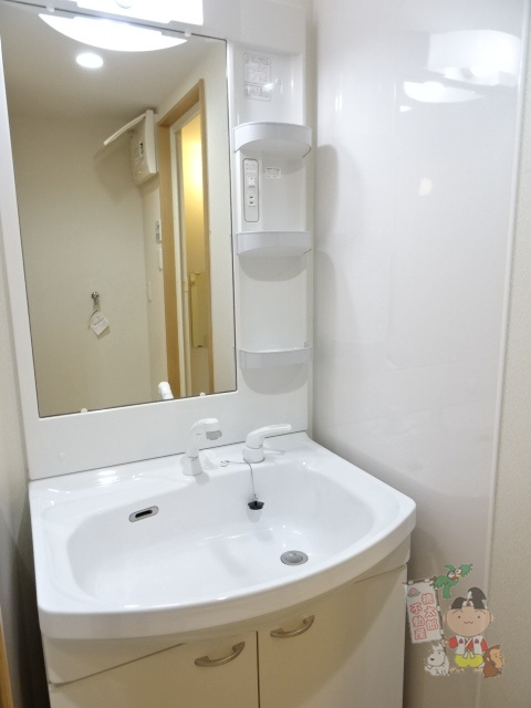 ピアルアーナ東古松の洗面所