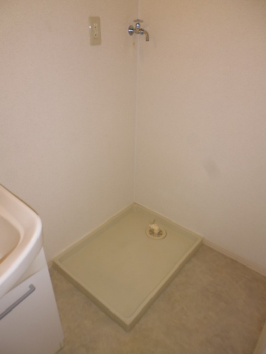 サンライズⅡ番館の洗面所|広い洗面スペースです★