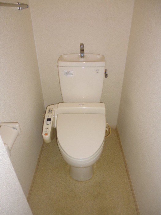 サンライズⅡ番館のトイレ|嬉しい温水洗浄便座付き♪