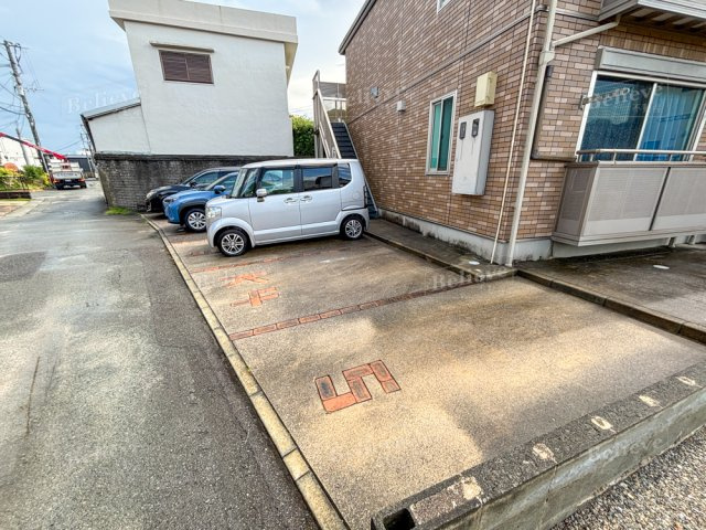 ヴィブレ・カプチーノの駐車場|駐車スペースもあります☆