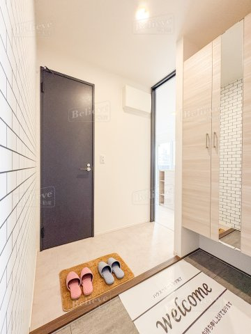 D-ROOM+西町の玄関|シューズボックス付きの玄関です☆