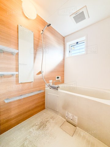 フェリオの浴室|追い焚き機能付きのお風呂です♪